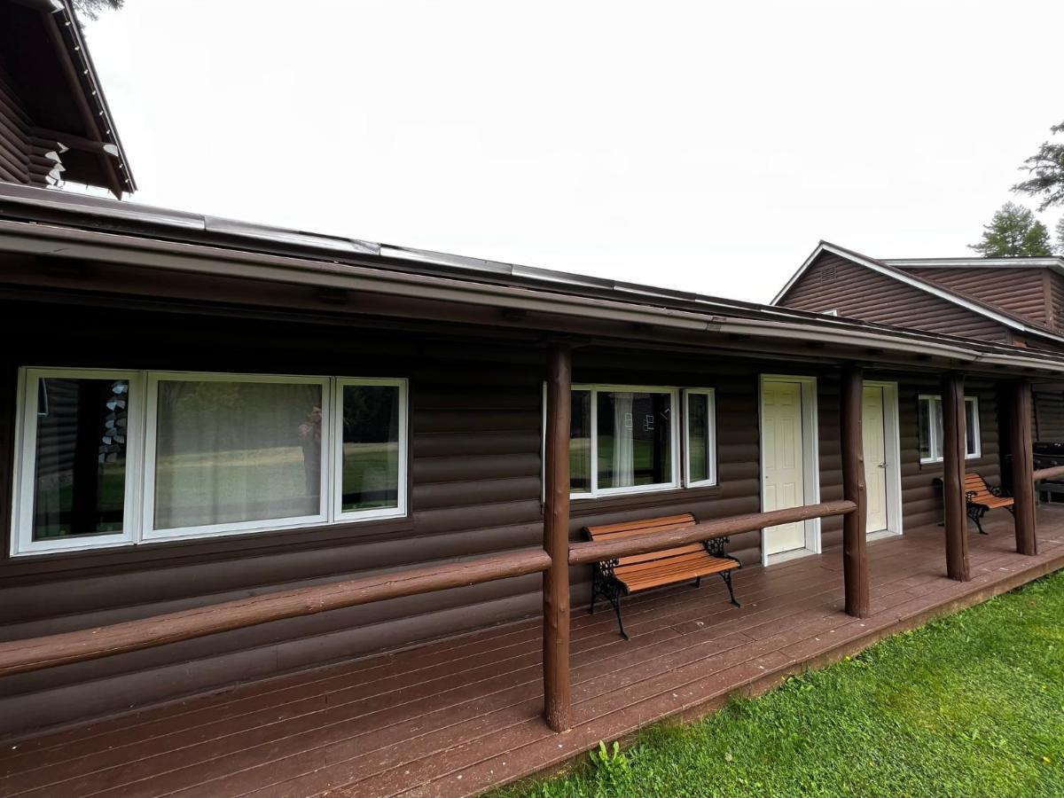 Unity Sky Lodge Jackman Eksteriør billede